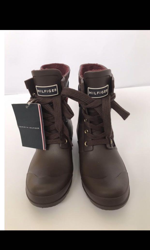 Tommy hilfiger women's shop trineti snow boot