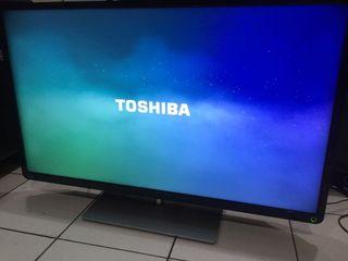 TOSHIBA LED TV 39" barang mulus NOMINUS LIKE NEW bole cek sepuasnya 👍