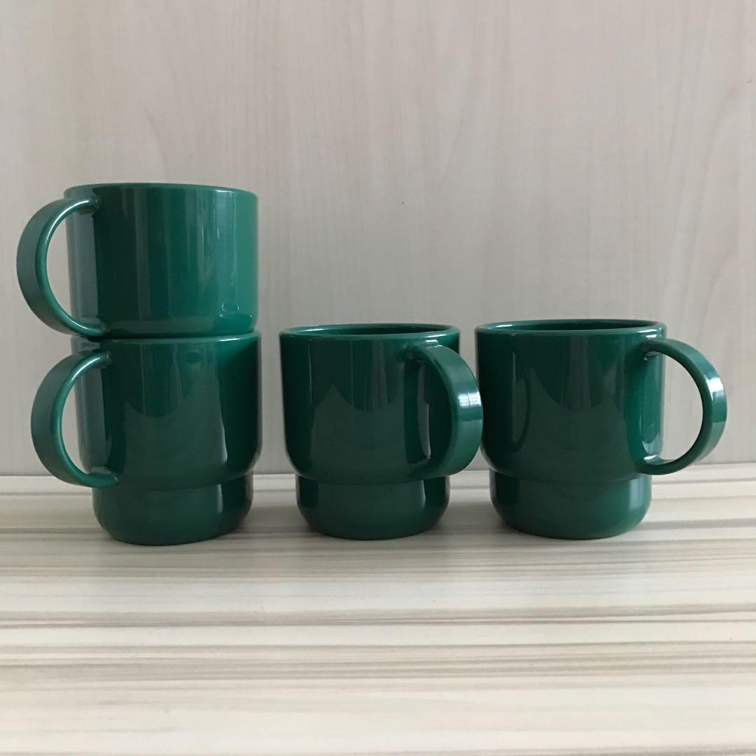 https://media.karousell.com/media/photos/products/2021/7/21/tupperware_coffee_mug_set_1626841876_bfcfe7c0_progressive.jpg