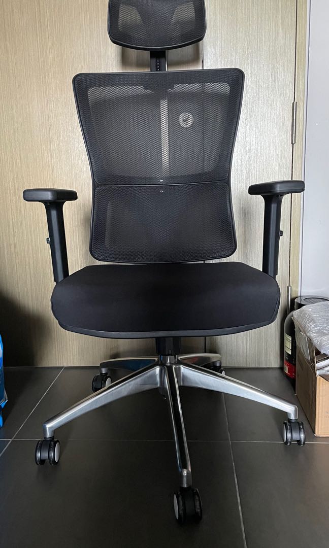UMD Reclinable Ergonomic Mesh Office Chair Computer Chair with Aluminum