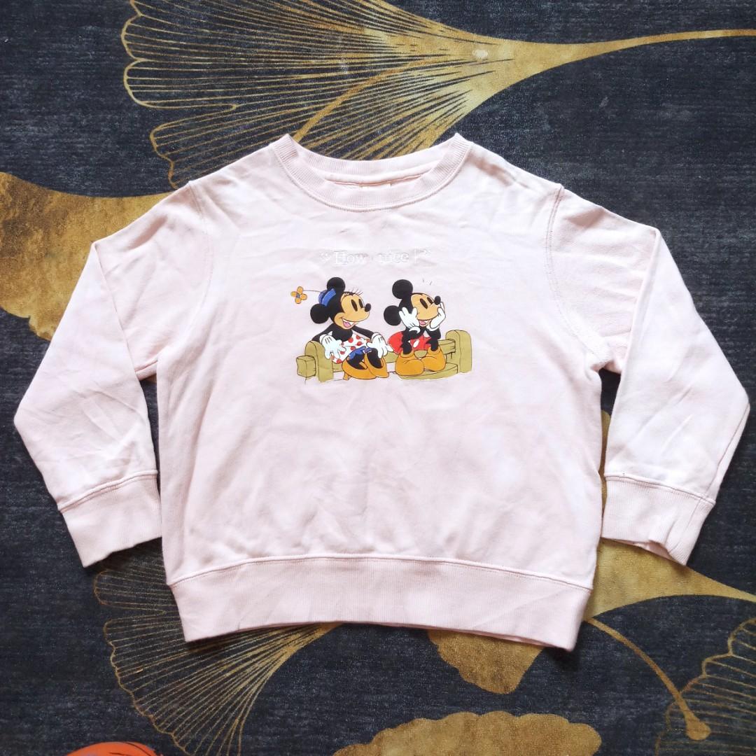 Uniqlo X Disney Mickey Minnie Mouse Kids Sweatshirt Babies Kids Girls Apparel 4 To 7 Years On Carousell Uniqlo X Disney Mickey Minnie Mouse Kids Sweatshirt Babies Kids Girls Apparel 4 To 7 Years On Carousell