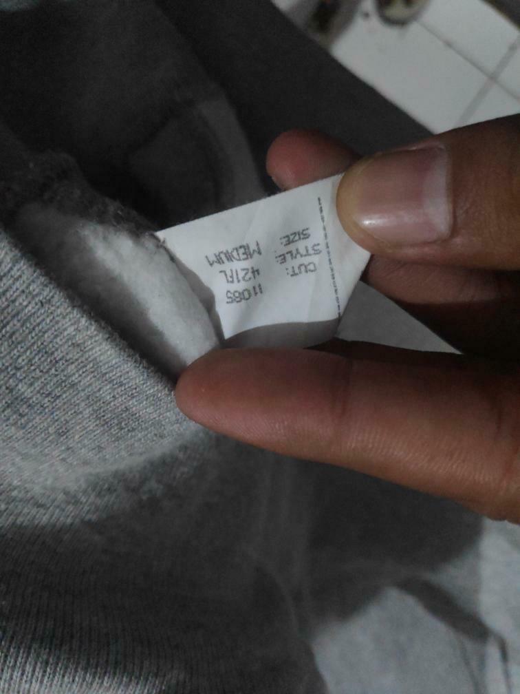 supreme rainbow box logo