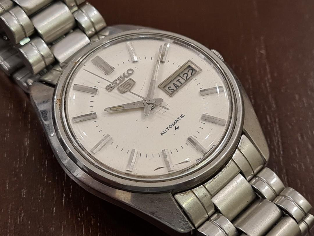 Vintage Seiko 5 Watch Gent's Automatic 7006-8007, Luxury, Watches on  Carousell