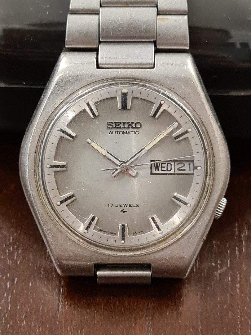 Vintage Seiko Watch Gent's Automatic 7009-8079, Luxury, Watches on ...