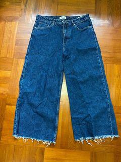 Zara 直筒牛仔褲size 42