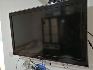 45" Samsung tv