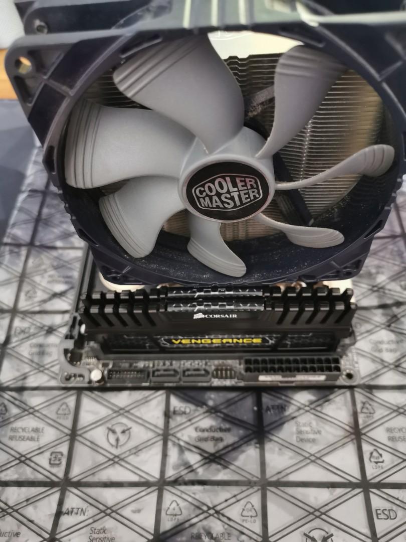 i7 4770k delidded 16gb 1600mhz RAM Hyper 212 250gb SSD GTX