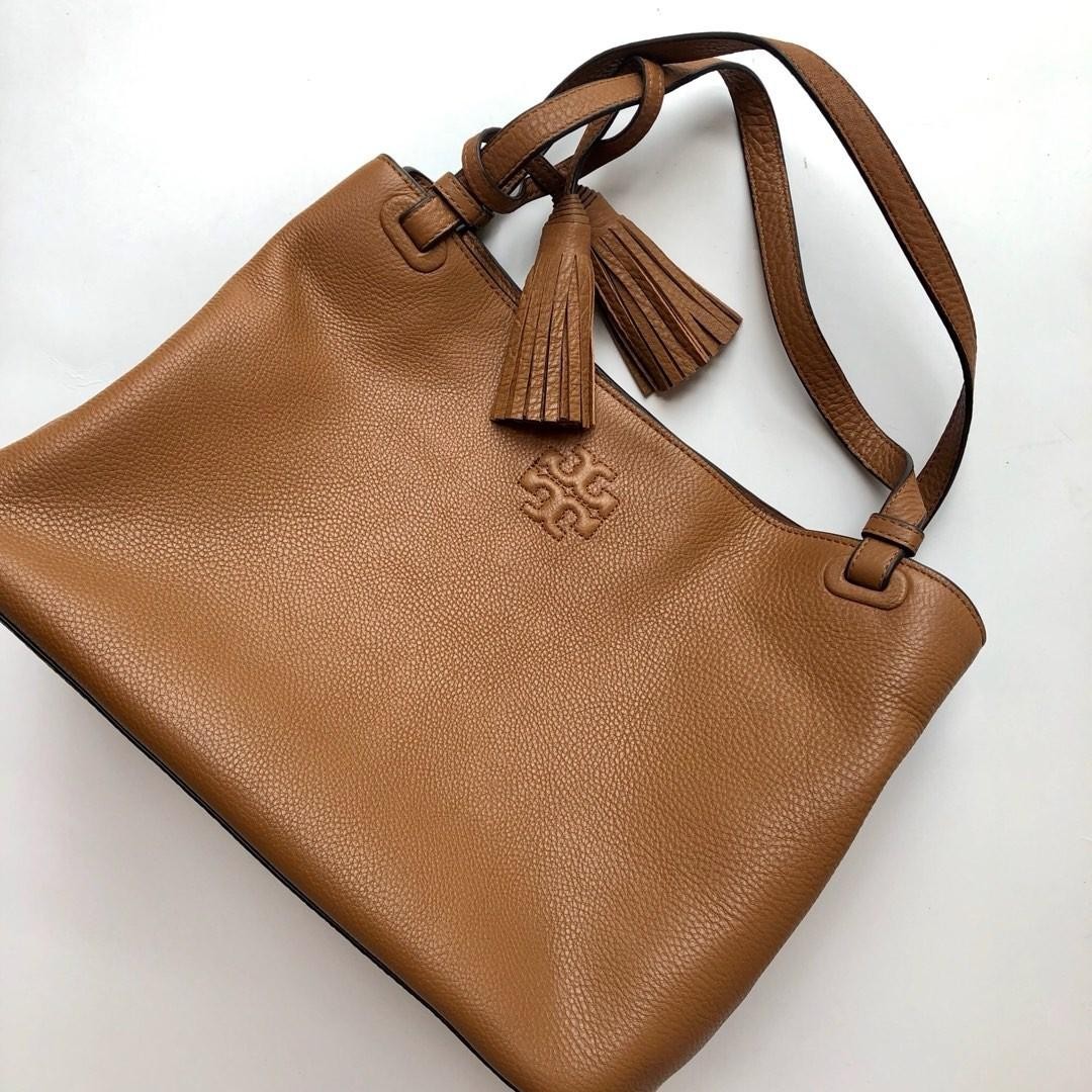 Tory burch thea tassel tote 2025