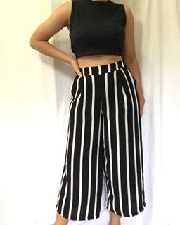 (Category: ) located in . Submitted by preloved.ellenmay (Listing ID 1102393054, Image 1). Description: .