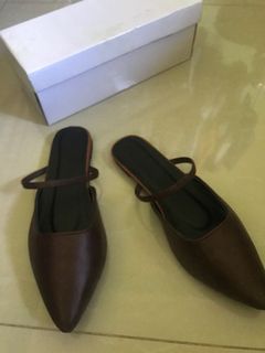 (Category: ) located in . Submitted by ahxpreloved96 (Listing ID 1102347911, Image 1). Description: .