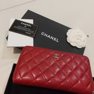(Category: ) located in . Submitted by glitz_and_glam (Listing ID 1102459094, Image 1). Description: .