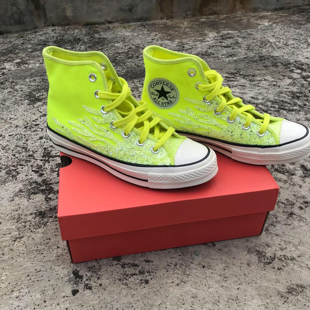 Converse flames deals glitter