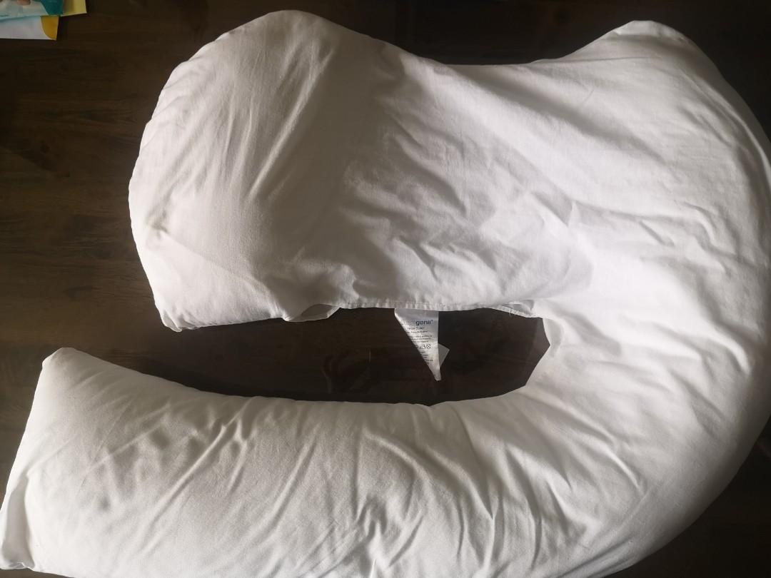 Dream Genii Maternity pillow (Category: Breastfeeding & Bottle Feeding) located in Manila. Submitted by tingkuts.1 (Listing ID 1102298320, Image 1). Description: dreamgenii pregnancy support pillow bought 2nd hand here in carousell for 1k still in good condition buyer to shoulder shipping fee.
