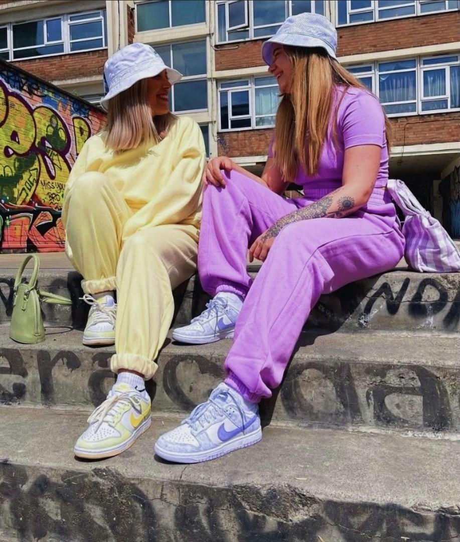 nike dunk low yellow strike