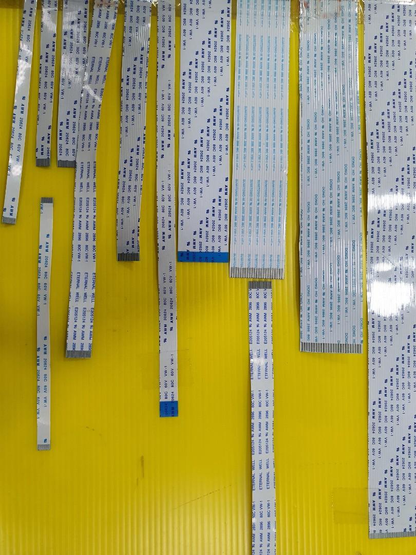 FFC cable (Category: Laptops & Notebooks) located in Singapore. Submitted by sagehu (Listing ID 1102300668, Image 1). Description: Pitch 0.5mm/1mm/1.25mm Prices vary with the number of stitches/length of the body.