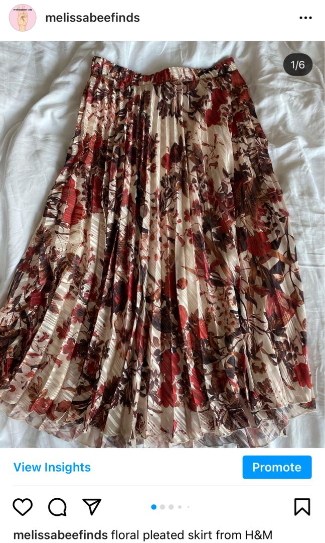 Floral Pleated Skirt From H M Women S Fashion Clothes Bottoms On Carousell