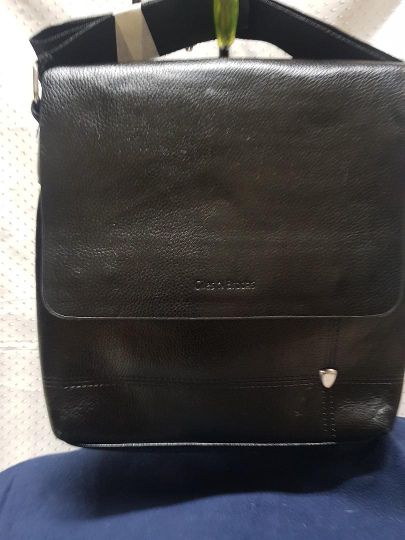 Giles n brooks 2025 sling bag