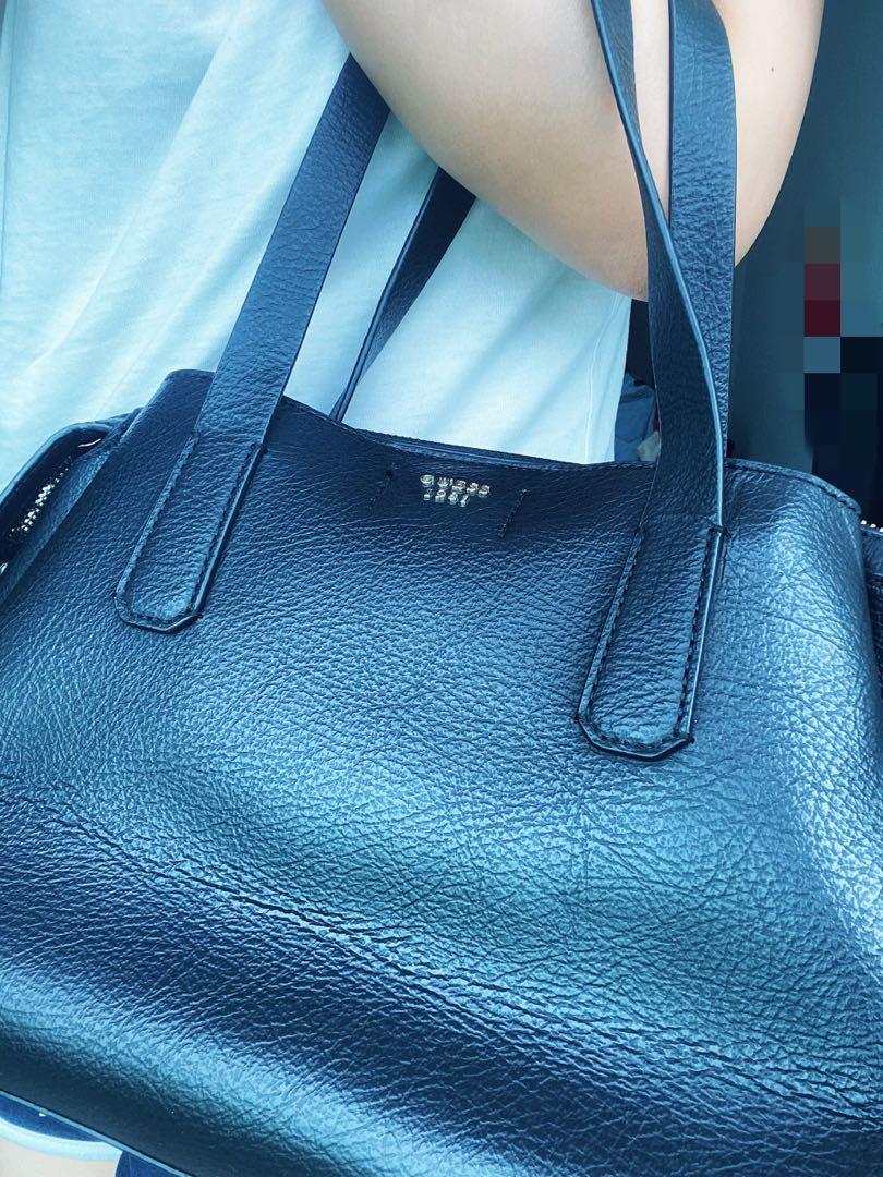 BuyFromMe GUESS Trudy Girlfriend Handbag Black CROSSBODY SLING