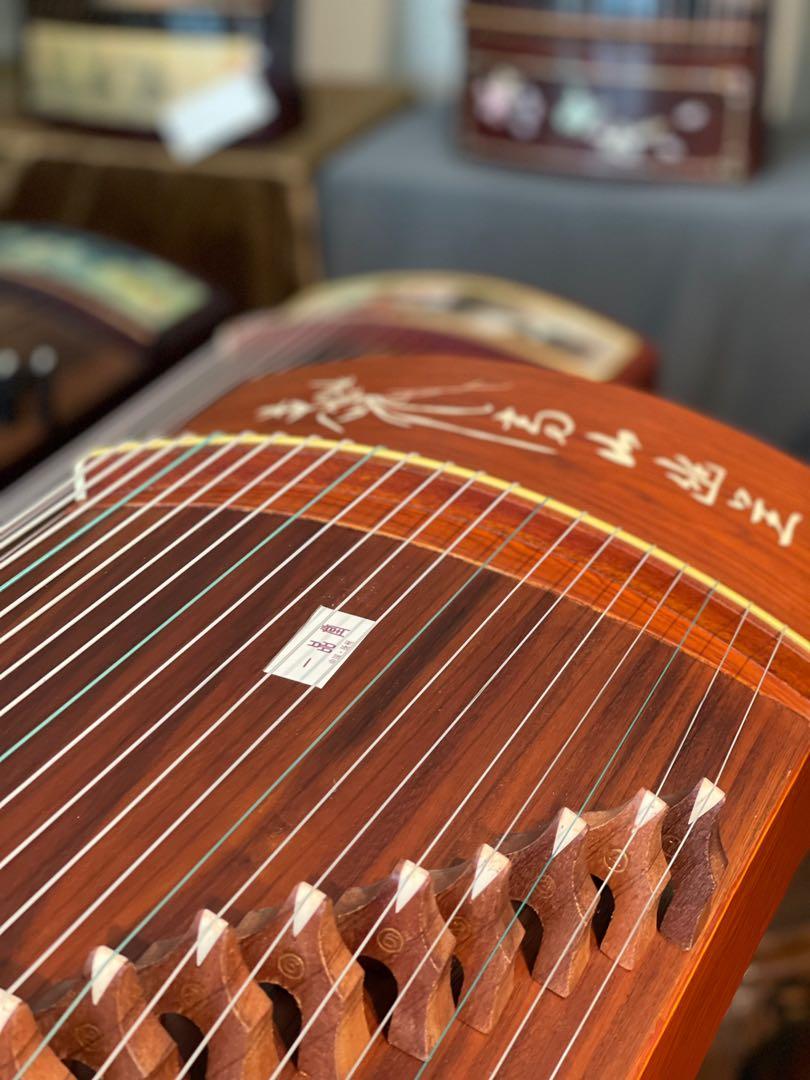 Special Only 1 Guzheng 一品堂 Elementary Learning Guzhen, Hobbies & Toys