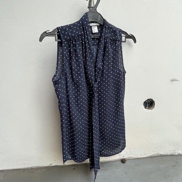 H\u0026M Kemeja Polkadot Navy Putih 