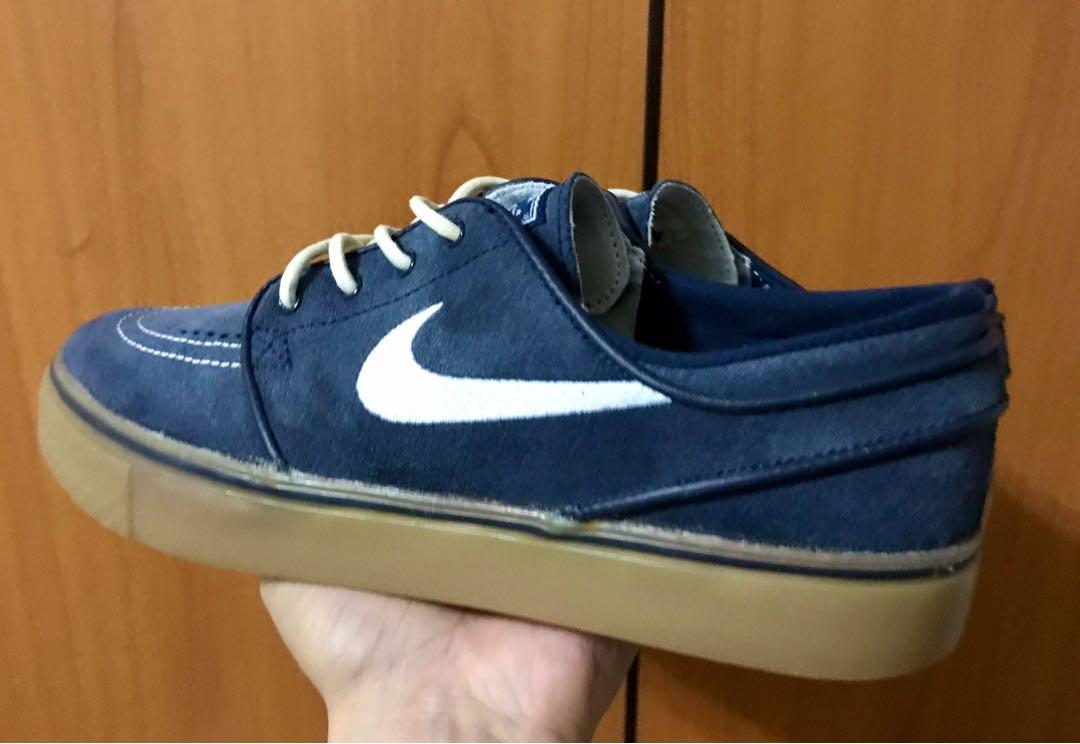 Janoski shop obsidian gum