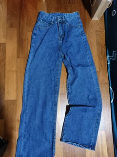 (Category: ) located in . Submitted by yee003 (Listing ID 1102430015, Image 1). Description: .