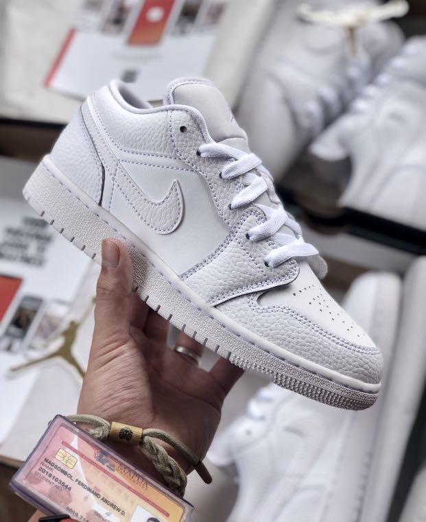 jordan 1 low triple white women's