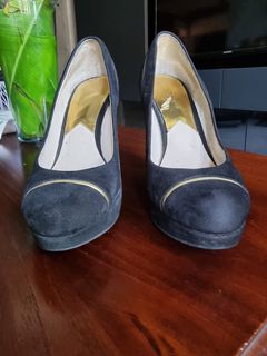 (Category: ) located in . Submitted by peonies12 (Listing ID 1102374191, Image 1). Description: .