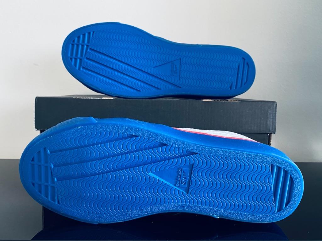NEW Onitsuka Tiger Fabre Classic Lo sneakers - US7.5 (Category: Sneakers) located in Singapore. Submitted by akjwshop (Listing ID 1102307522, Image 3). Description: NEW Onitsuka Tiger Fabre Classic Lo - size US7.5 Upper: leather Similar seen here for $399 - http://www.onitsukatiger.com/sg/en-sg/fabre-nippon-lo/p/14482859 #athleisureparty.