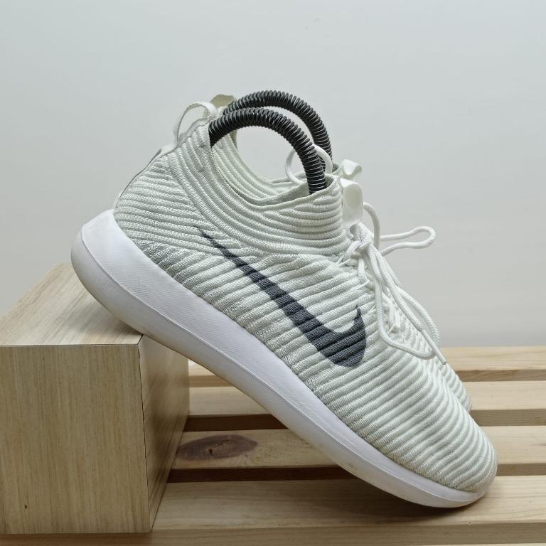 Nike Roshe Two Flyknit V2 Womens, Fesyen Wanita, Sepatu di Carousell