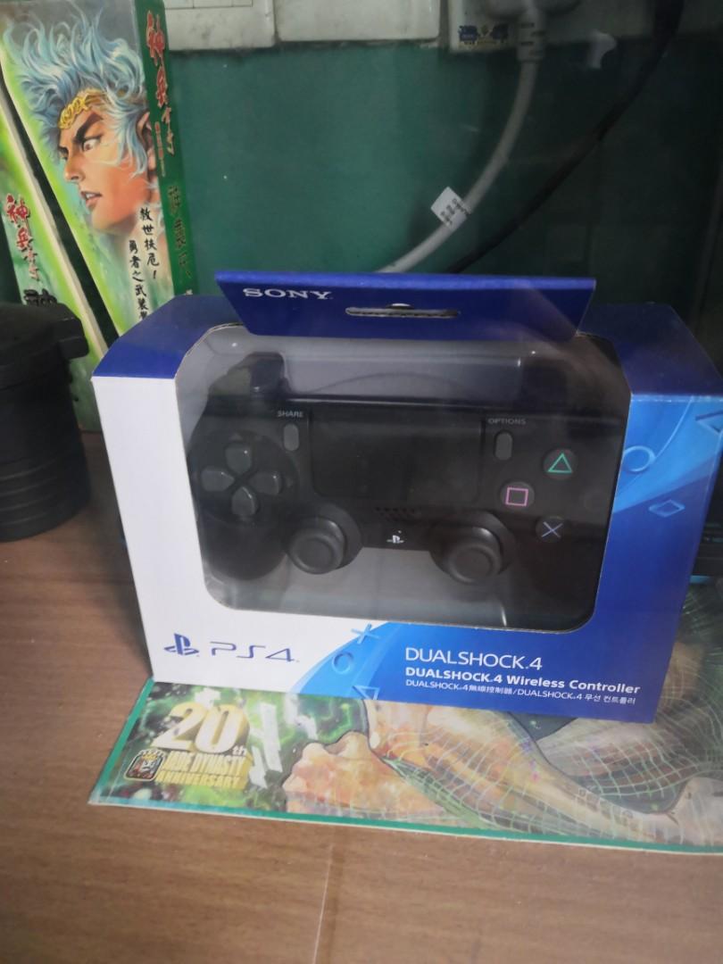 PS4Pro(CUH7200B)とソフト８本-