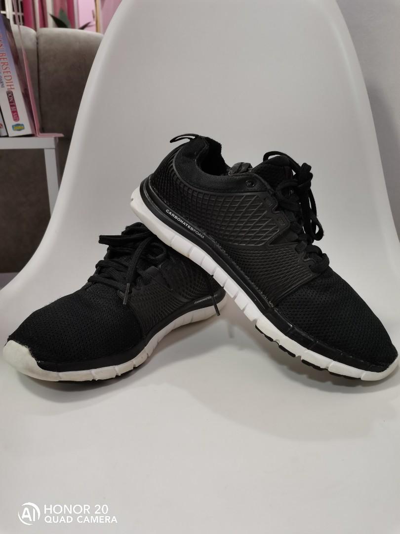 reebok carbonated foam