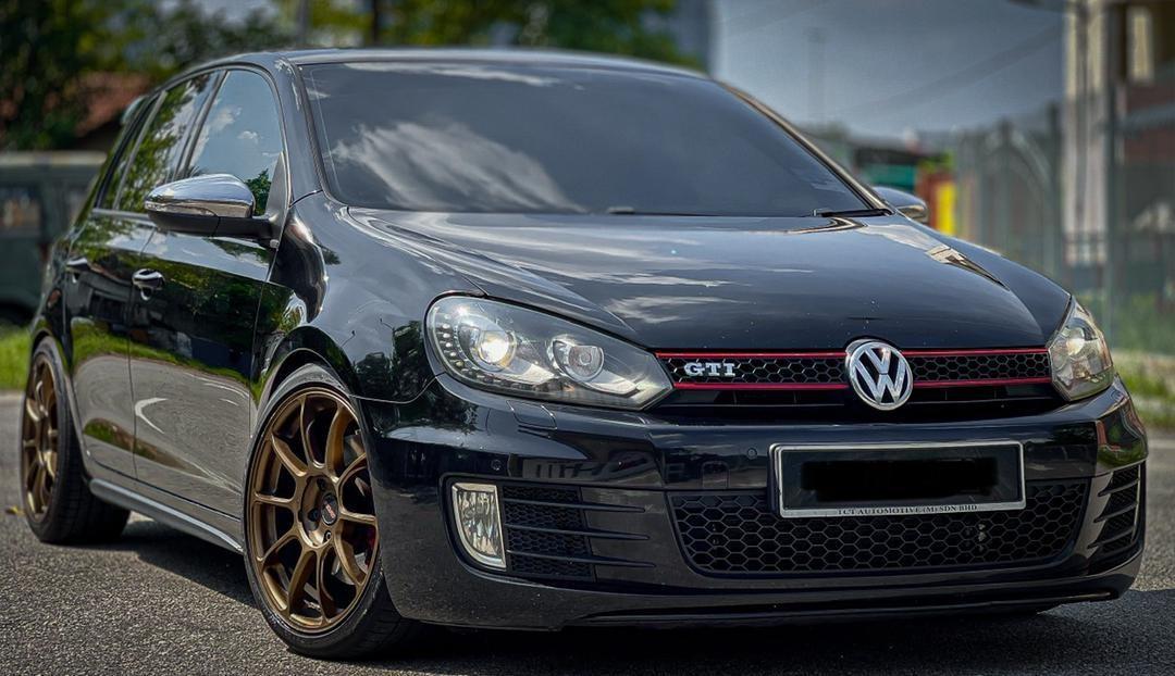 VOLKSWAGEN GOLF MK7 GTI 2.0 TAHUN 2013/2014 SEWABELI BERDEPOSIT, Cars, Cars  for Sale on Carousell