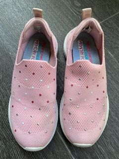 (Category: ) located in . Submitted by pissszz (Listing ID 1102367388, Image 1). Description: .