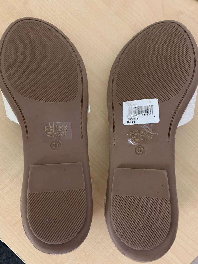Sportsgirl flats Women s Fashion Footwear Flats on Carousell