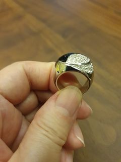 (Category: ) located in . Submitted by kitty_kitmummy (Listing ID 1102414553, Image 1). Description: .