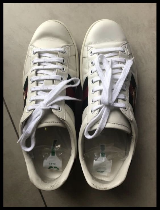 Gucci white bee shoes best sale