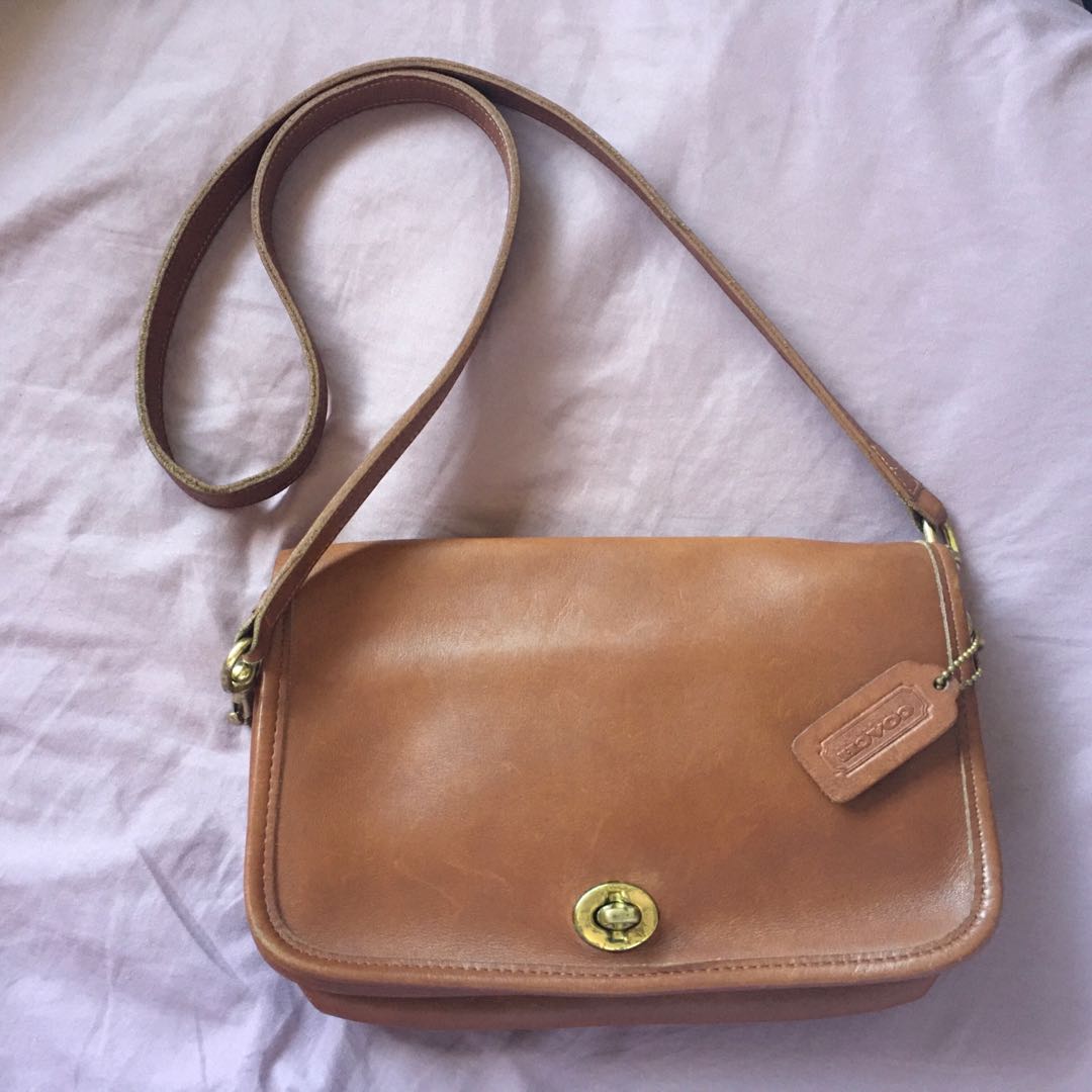 Vintage Coach “Penny” / “Pocket Purse” in British Tan Genuine Leather Style  No. 9755 Made In 1995, United States, Women's Fashion, Bags & Wallets,  Shoulder Bags on Carousell