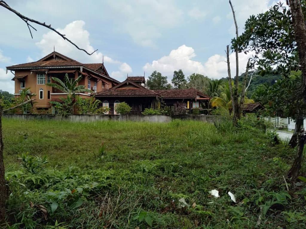 Wts Bungalow Lot Jalan Rimba Riang Seksyen 9 Property For Sale On Carousell