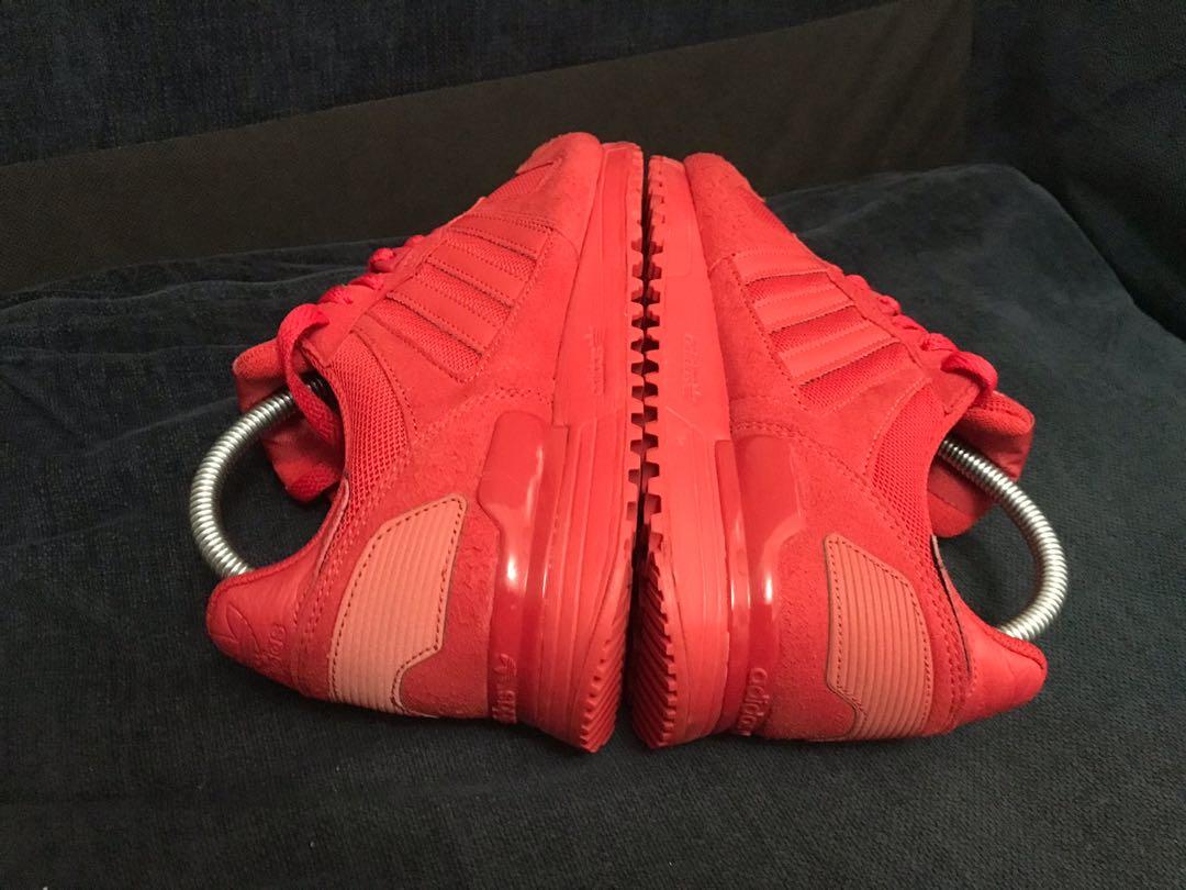 Adidas zx 700 sales triple red for sale