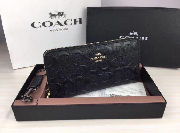Coach Ladies Long Wallet Luxury Bags Wallets on Carousell