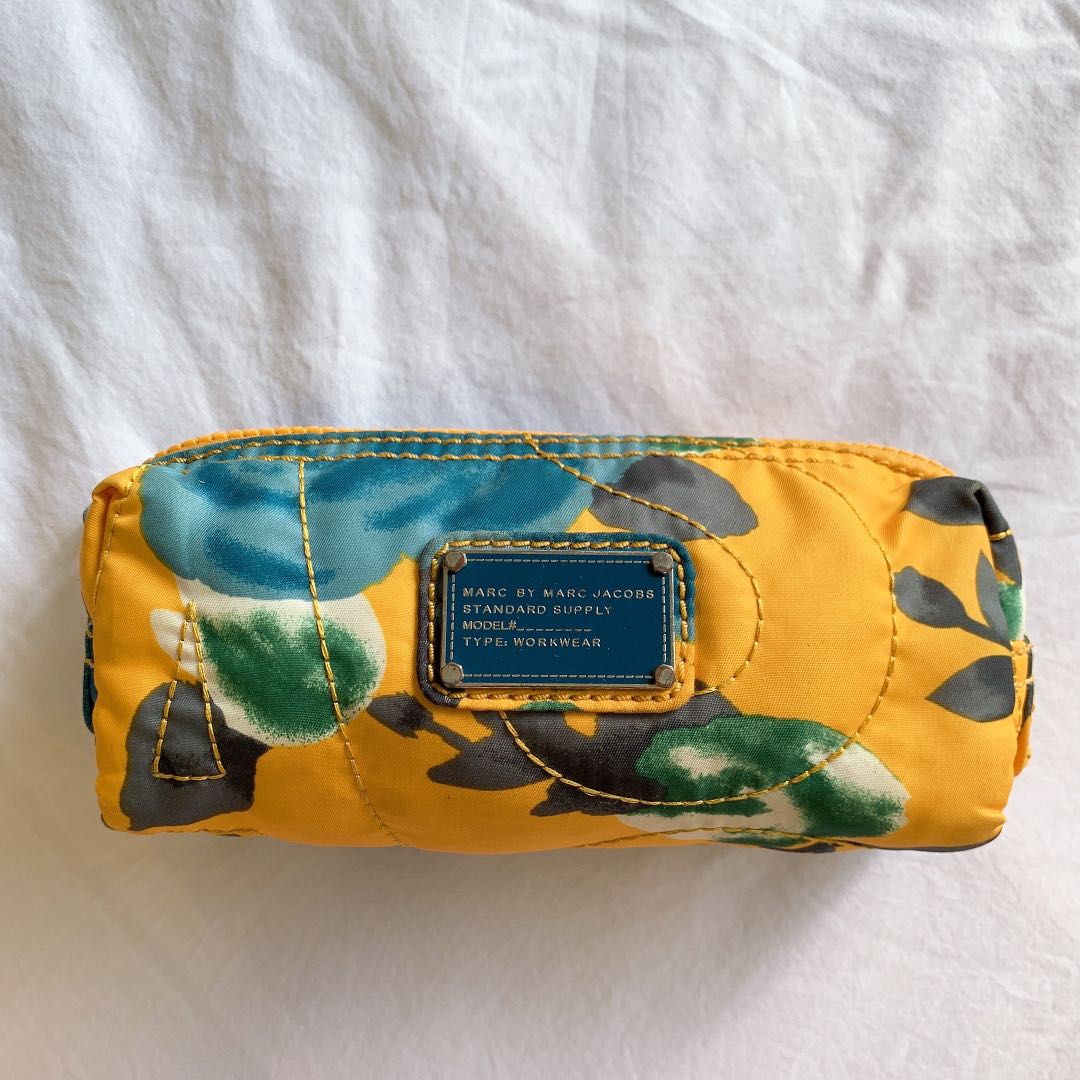 marc jacobs pencil case
