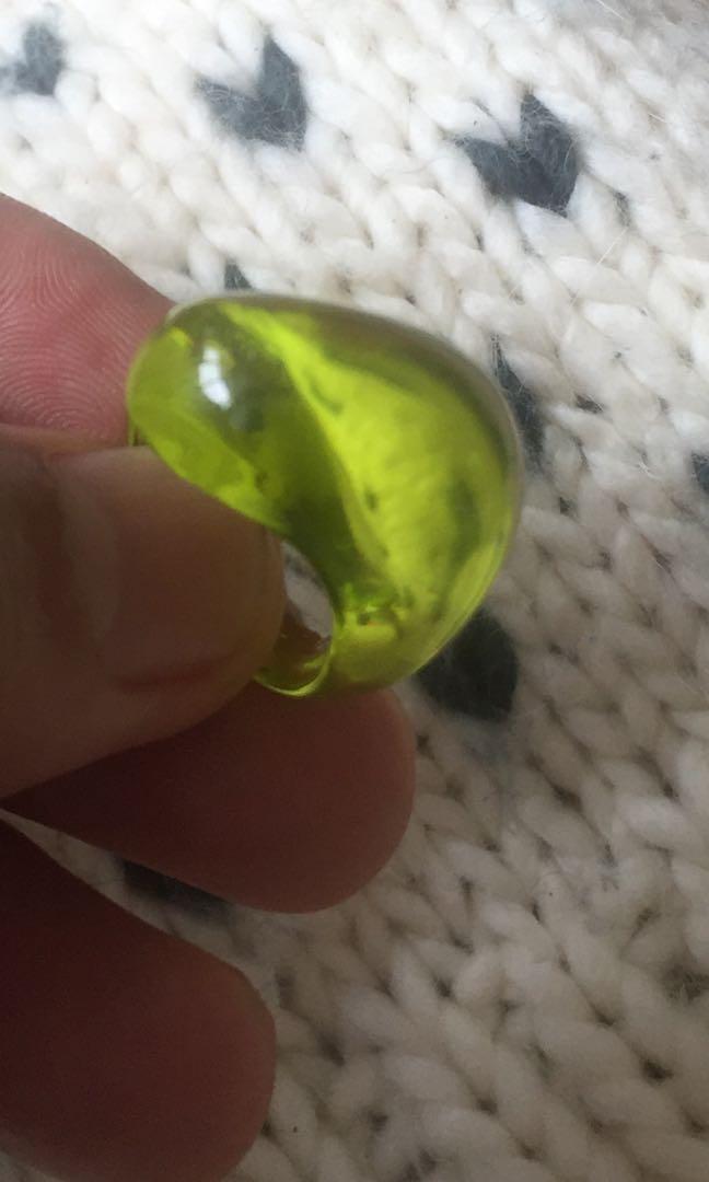 Baccarat Lalique crystal ring (Category: Luxury Accessories) located in Manila. Submitted by zapote4323 (Listing ID 1102532413, Image 2). Description: Just research the brand Baccarat Lalique crystal ring from France. Vintage and expensive brand of crystals. Size 5 1/2.