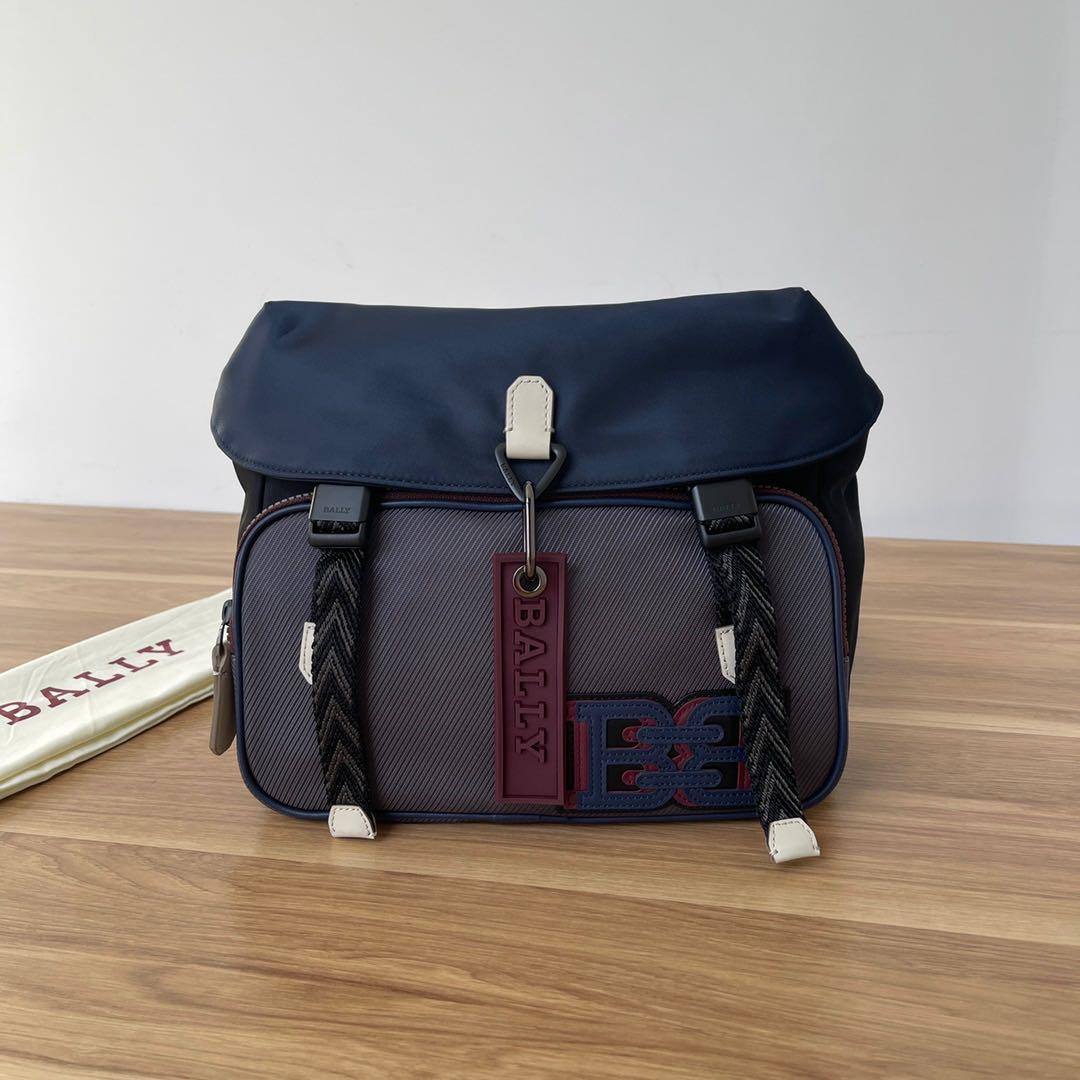Bally mens store messenger bag