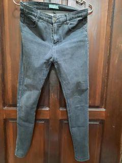 Black Faded Stretchy Jeans