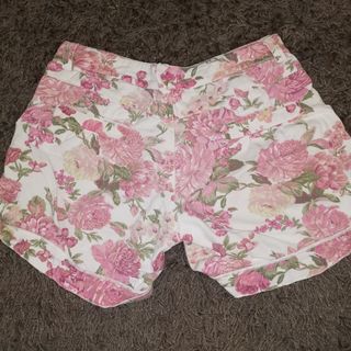 (Category: ) located in . Submitted by orencloset (Listing ID 1102627191, Image 1). Description: .
