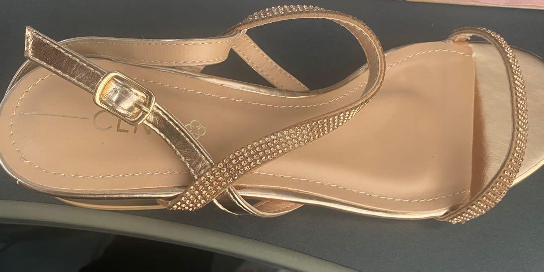 CLN Block Heel (Category: Sandals) located in Quezon City. Submitted by chinity (Listing ID 1102503761, Image 1). Description: Brand new with box. Never used. Size is too big. .