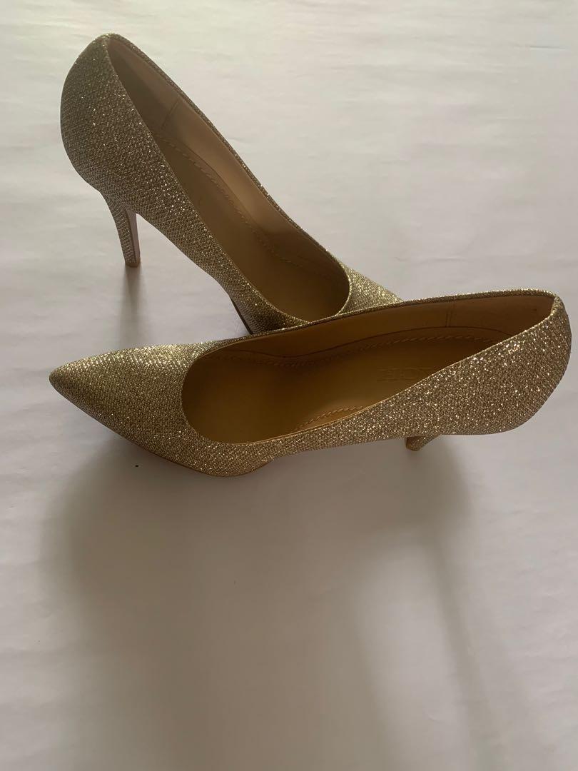 Gold heels online size 9