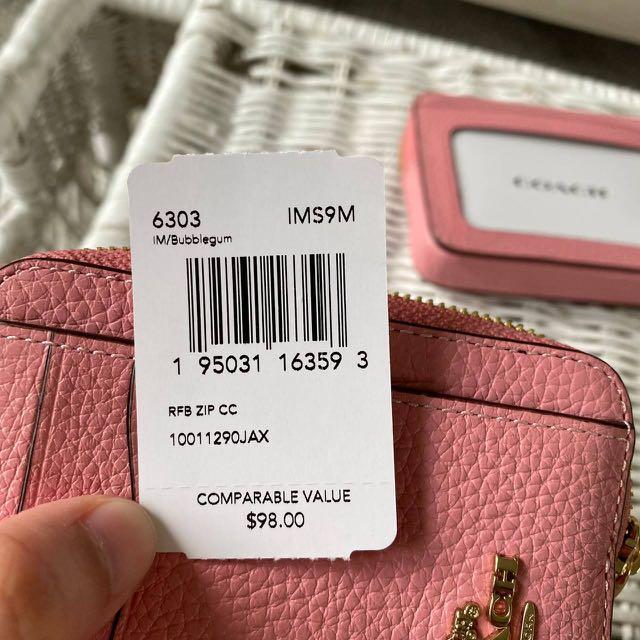 ♡ Coach zip card case in bubblegum. 🎀 ꒰ა ♡ ໒꒱ #coach #pink  #walletcollection