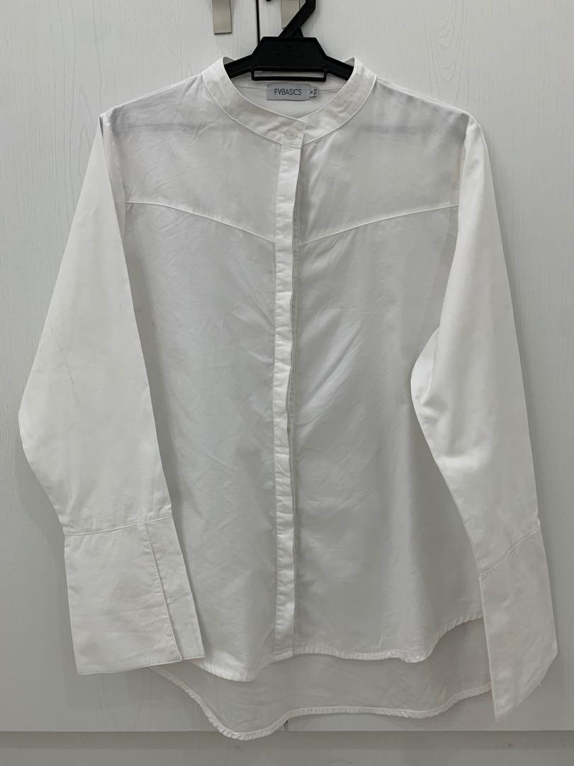 FV Basics (Category: Blouses) located in Kuala Lumpur. Submitted by nurun5 (Listing ID 1102530701, Image 3). Description: Perfect condition.